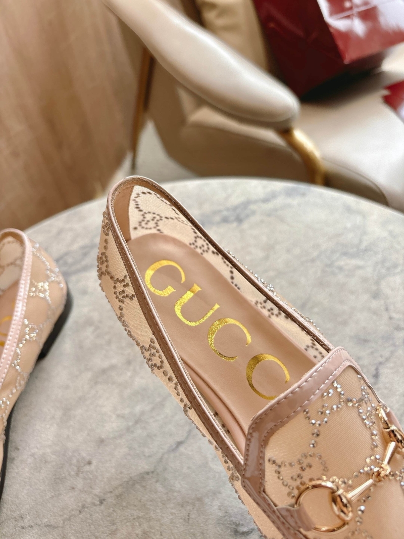 Gvc*1 flat shoes